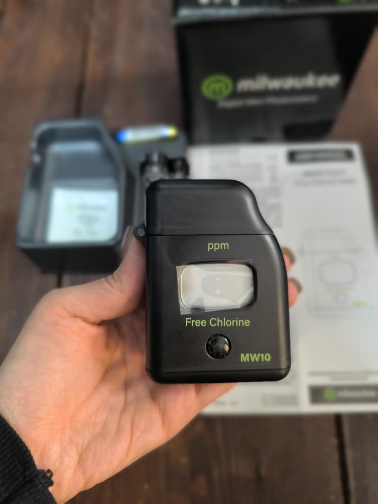 فتومتر (کلر سنج) دیجیتال مدل MW10 برند Milwaukee